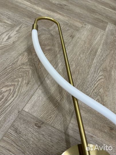 Настенный светильник Moderli V4086-WL True