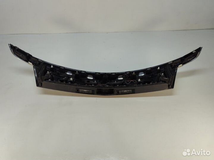 Накладка двери багажника Opel Insignia 2008-2016