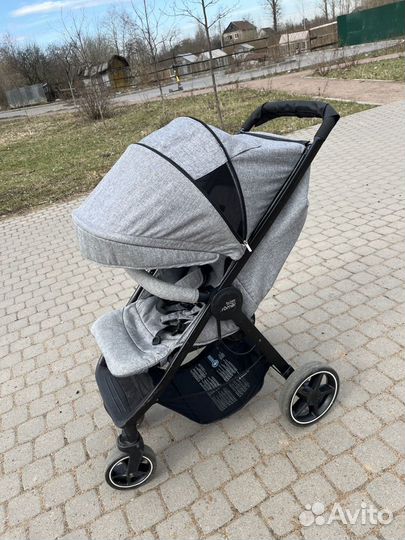 Прогулочная коляска britax romer