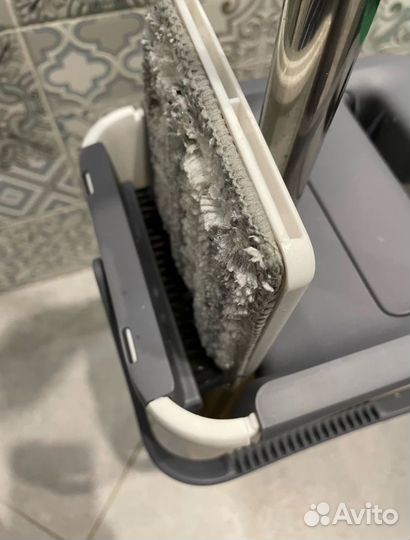 Швабра и ведро с отжимом