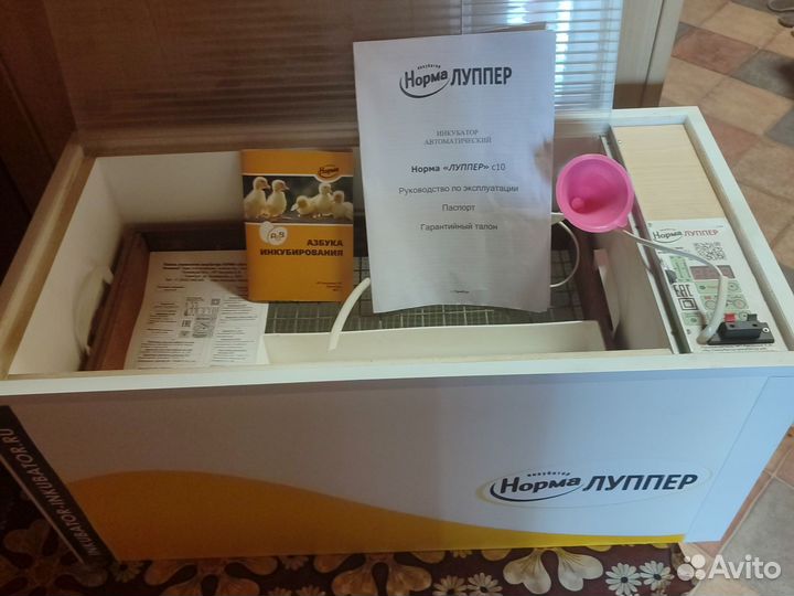 Инкубатор для яиц автоматический блиц 72