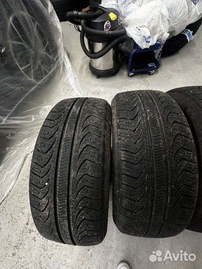 Pirelli P6 Four Seasons Plus 215/50 R17