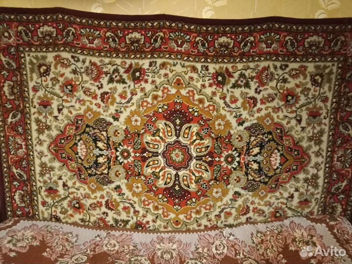 Ковер шерстяной 2 м x 1,5 м