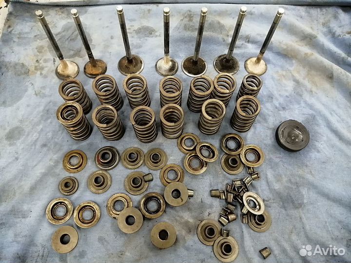 Клапан пружина шайба сухарь Рено логан симбол клио