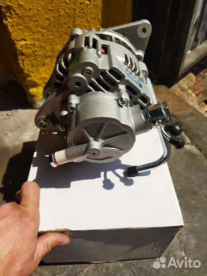 Генератор на mitsubishi 4D55, 4D56 JFB1110-021