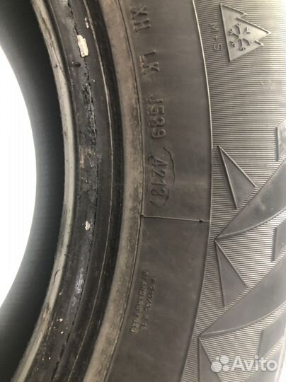 Pirelli Ice 215/65 R16