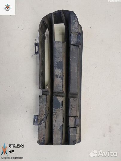 Заглушка (решетка) в бампер Volkswagen Golf 4 2001