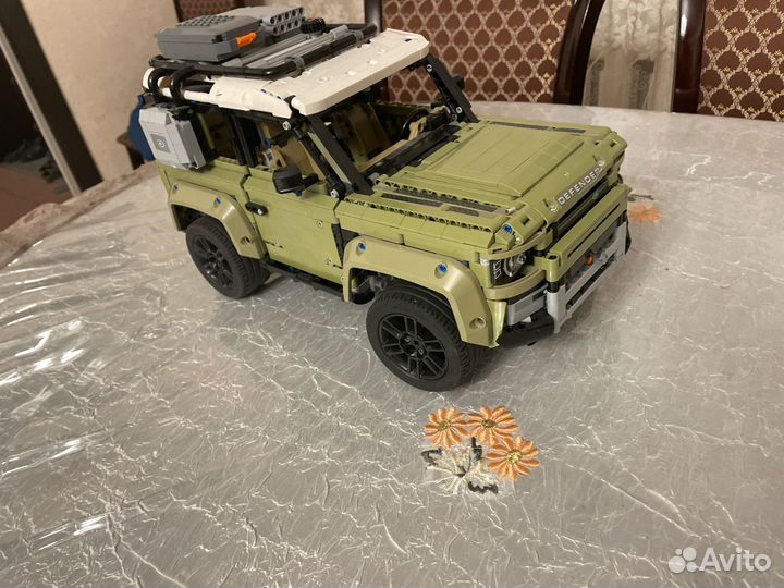 Lego technic land rover