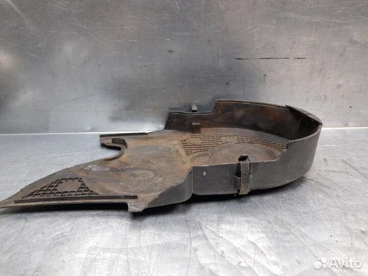 Кожух ремня грм Volkswagen Passat B5 2000-2005