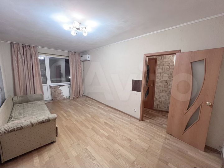 1-к. квартира, 30 м², 5/5 эт.