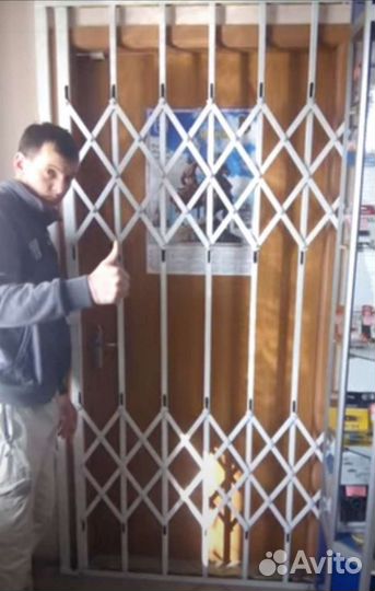 Раздвижные решётки производство