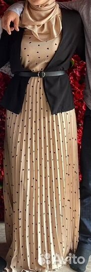 Двойка платье и пиджак с ремнем