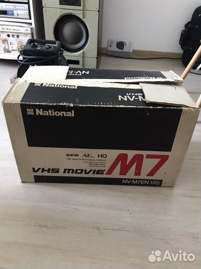 Видеокамера National M7