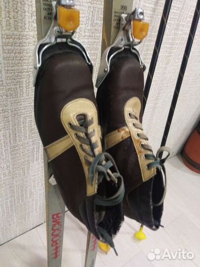 Лыжи беговые с ботинками