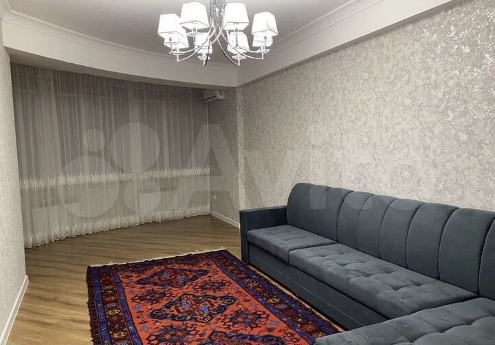 2-к. квартира, 74 м², 3/3 эт.