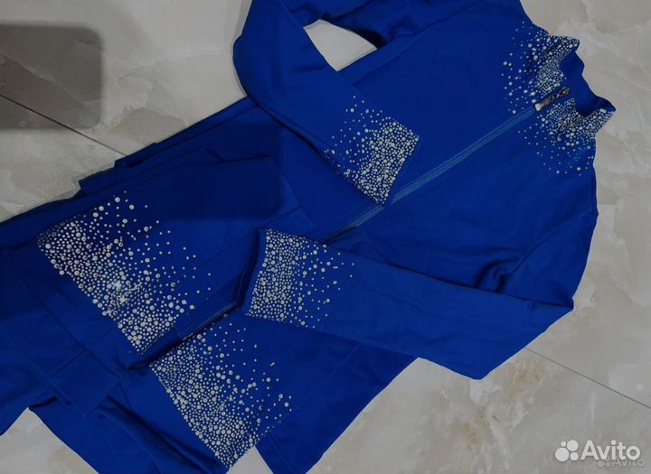 Костюм для фигурного катания размер 134/140