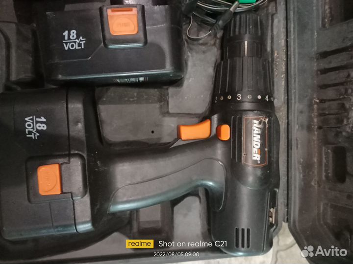 Шуруповерт