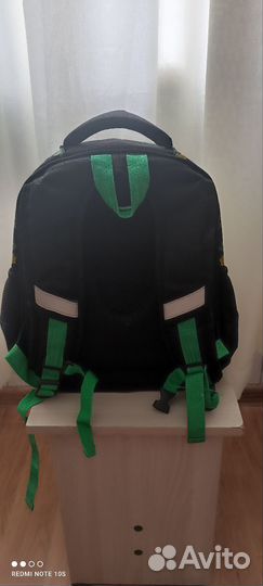 Школьный рюкзак