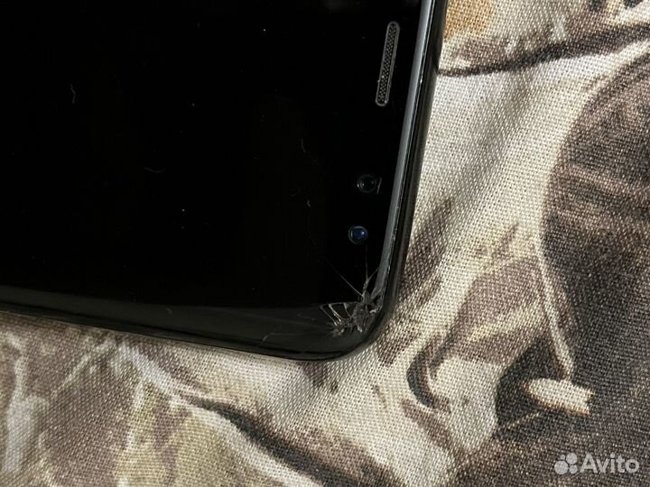 Samsung Galaxy S8, 4/64 ГБ
