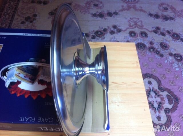 Круглая подставка для торта