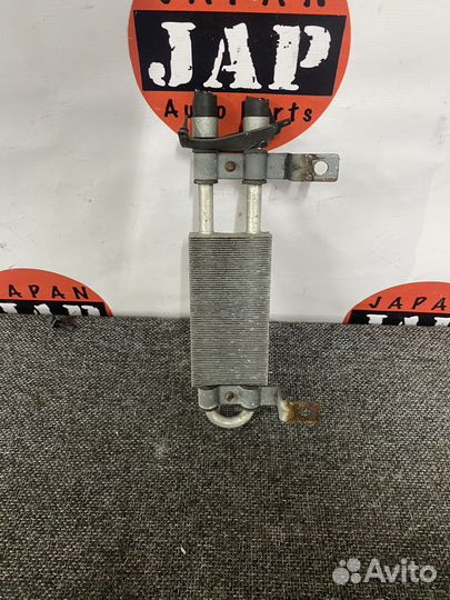 Радиатор охлаждения гура Infiniti EX J50