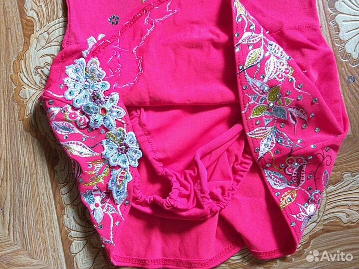 Купальник гимнастический длявыступлений