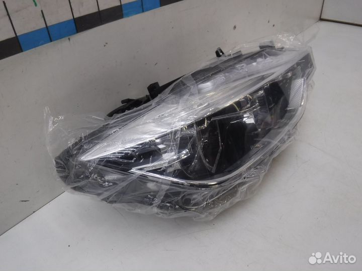 Фара правая на BMW 3