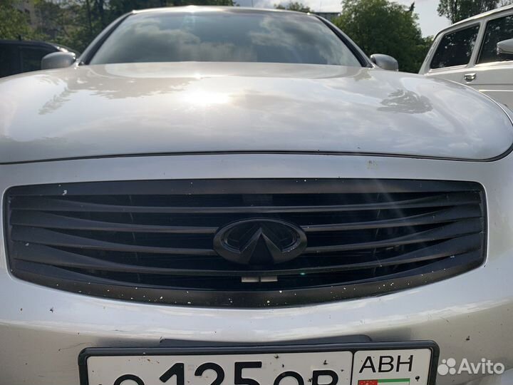 Решётка радиатора infiniti G35