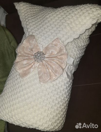 Комплект на выписку для девочки+бант новый