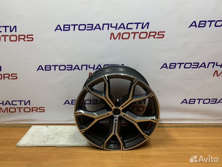 BMW M литой диск R21