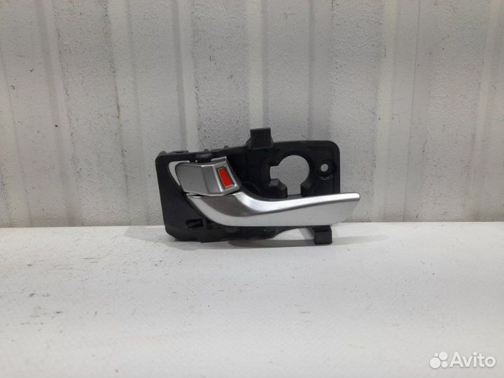 Ручка двери передняя левая (внутренняя) Hyundai