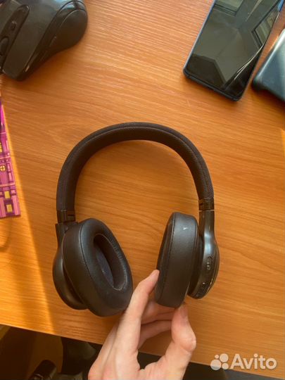 Беспроводные наушники JBL бу