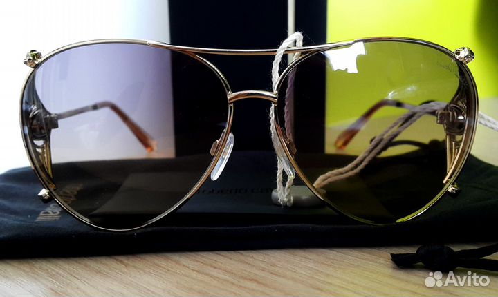 Солнцезащитные очки Roberto Cavalli eyewear