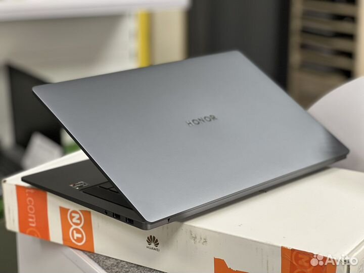 Новый с чеком Honor MagicBook 16 HYM-W56 R5-5600H