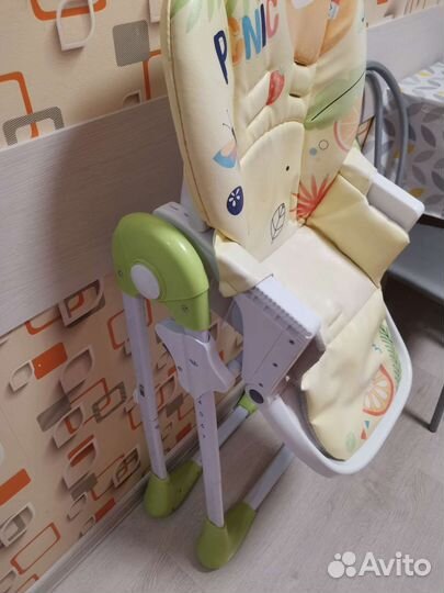 Детский стульчик для кормления