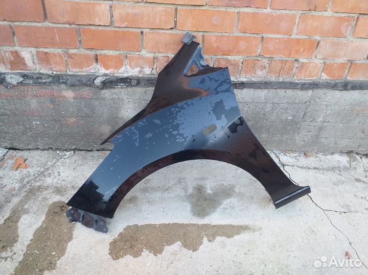 Крыло переднее правое Mazda 2