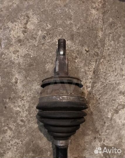 Привод передний Фольксваген Транспортёр Т5