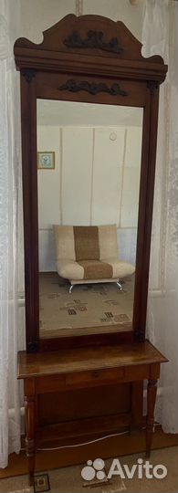 Антикварное зеркало