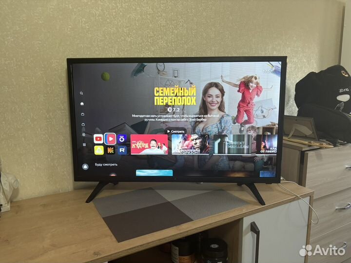 Телевизор SMART tv 32 дюйма б/у