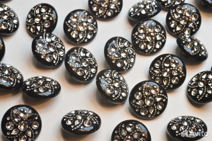 Пуговицы 18 мм