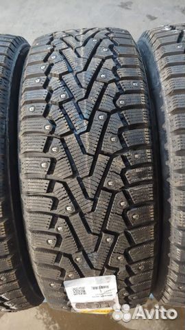 Pirelli Ice Zero 235/55 R17 103T