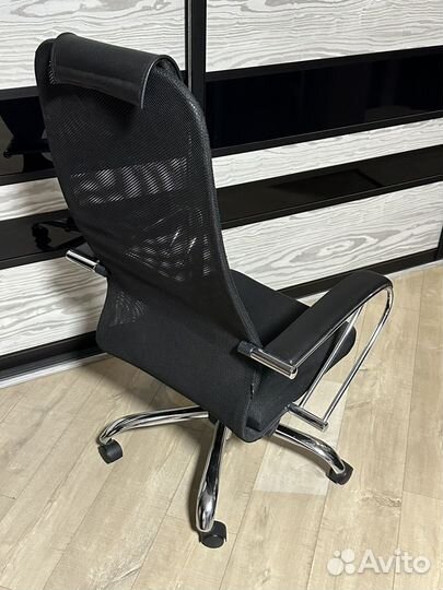 Компьютерное кресло