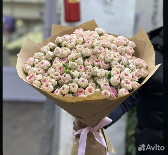 Кустовые розы Букет