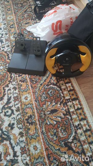 Игровой руль logitech driving force gt
