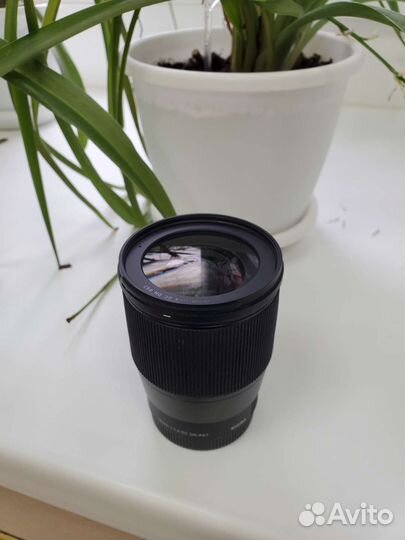 Sigma AF 16mm f/1.4 DC DN Sony E