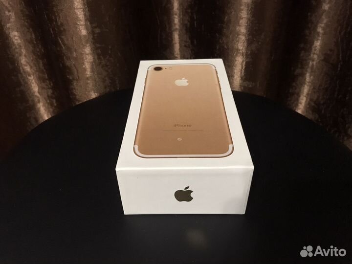 Коробка из под iPhone 7 (128 GB) пустая