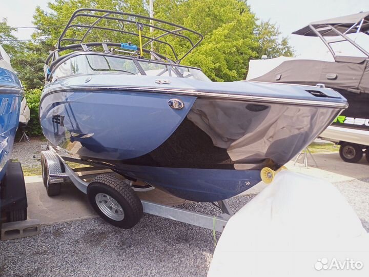 Новый катер Yamaha 255 XD Surf, 500 л/с