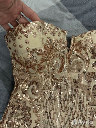 Вечернее платье