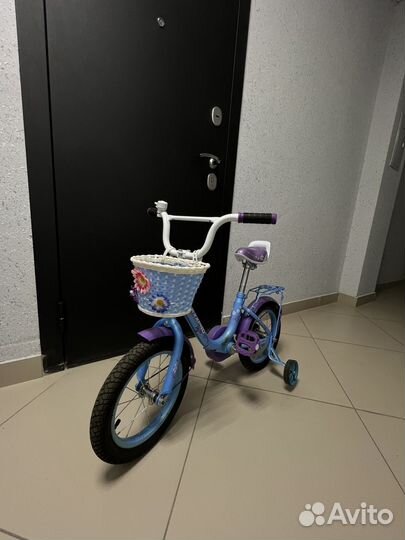 Трехколесный велосипед