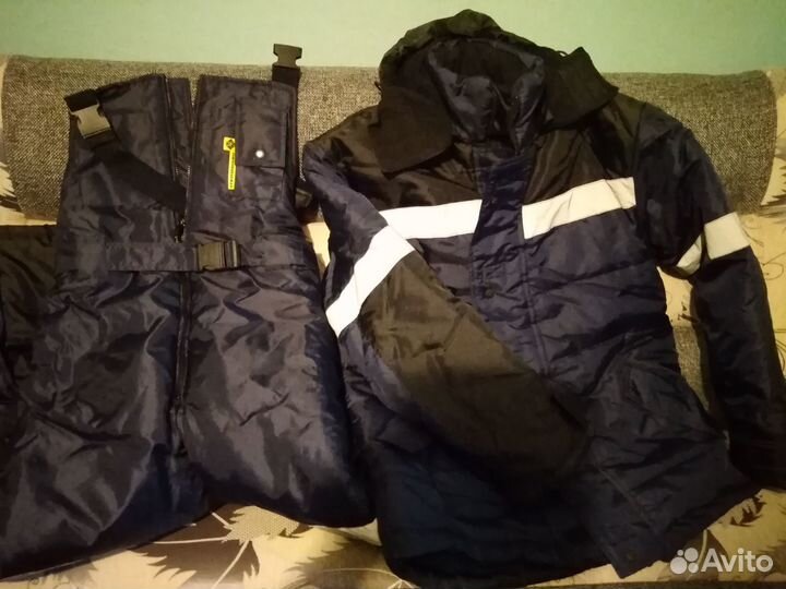 Продам зимний костюм -куртка и полукомбенизон